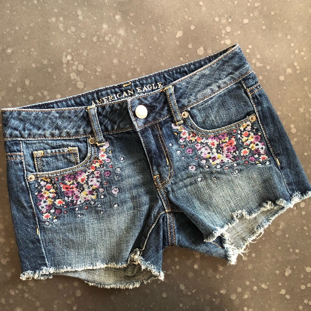 Cute embroidered jean shorts!